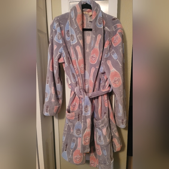 Other - Champagne Robe Munki Munki
